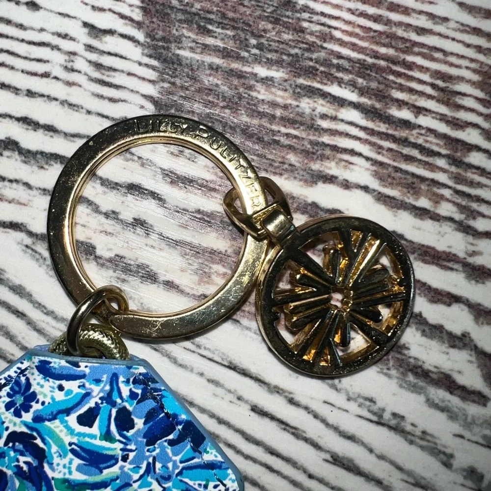 Lilly Pulitzer USB Charging Keychain